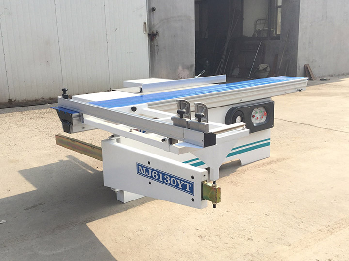 Panel saw